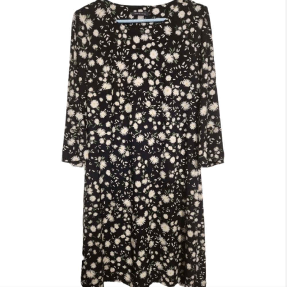 Tommy Hilfiger navy daisy midi - size 10